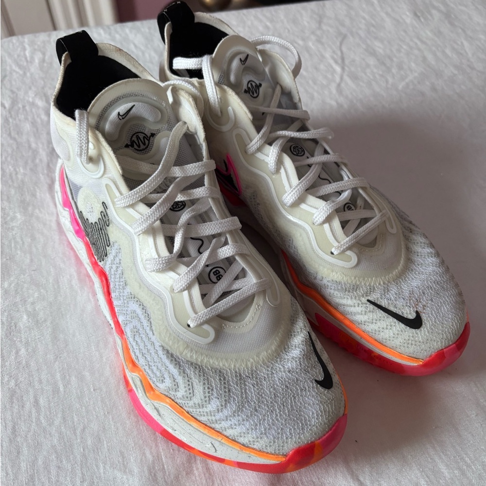 Nike Air Zoom GT Run White Black Bright Crimson Pink Blast CZ0202106 size 7.5